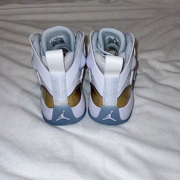 Jordan Jumpman Two Trey, white/gold, Brand new, #DR9631 107 - F12 - Picture 5 of 14